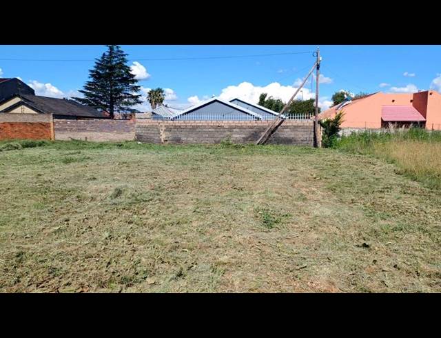 LAND FOR SALE IN LENASIA SOUTH